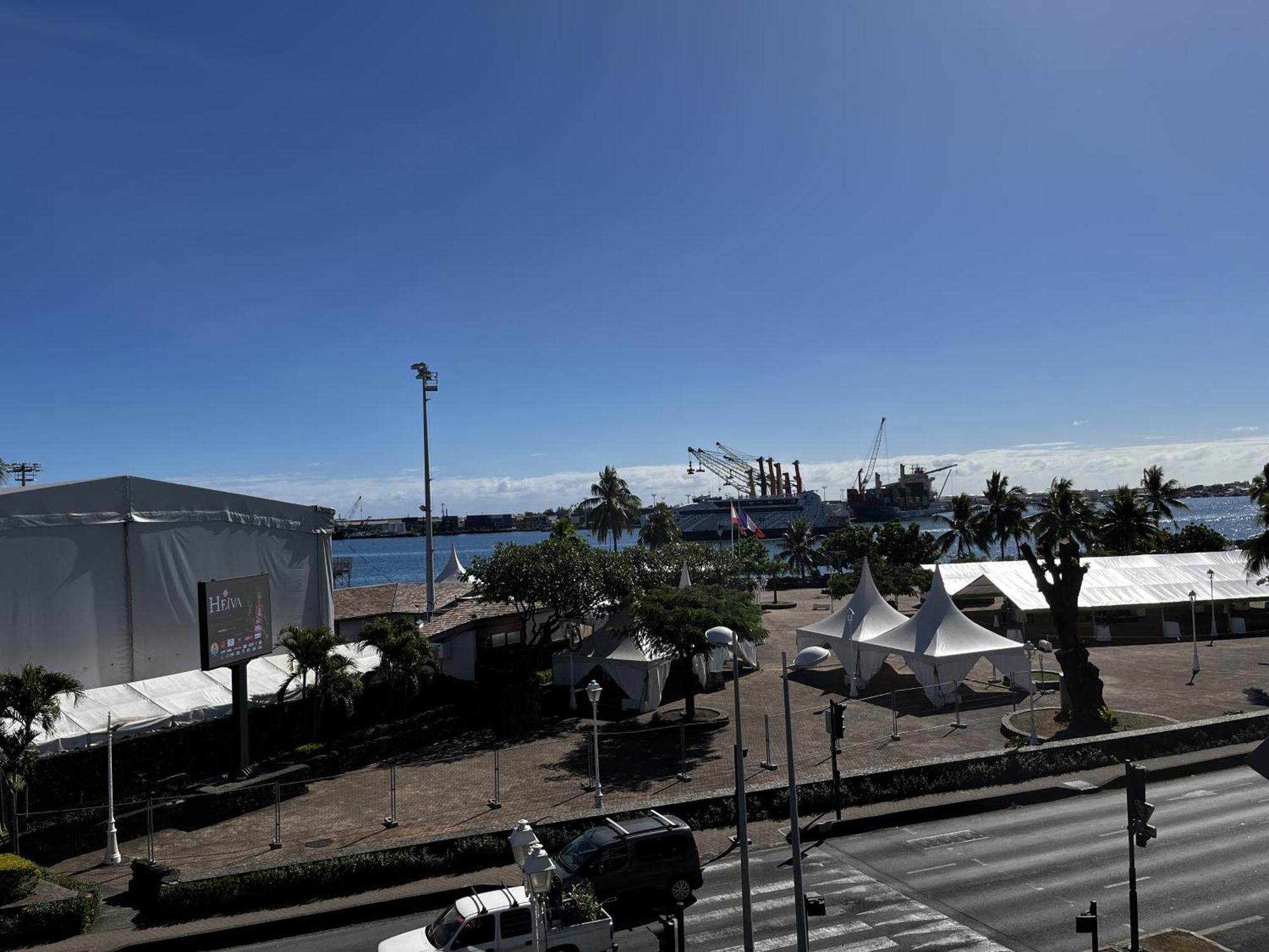 New My Lodge - Parking, Ac, Netflix & Wifi Παπεέτε Εξωτερικό φωτογραφία